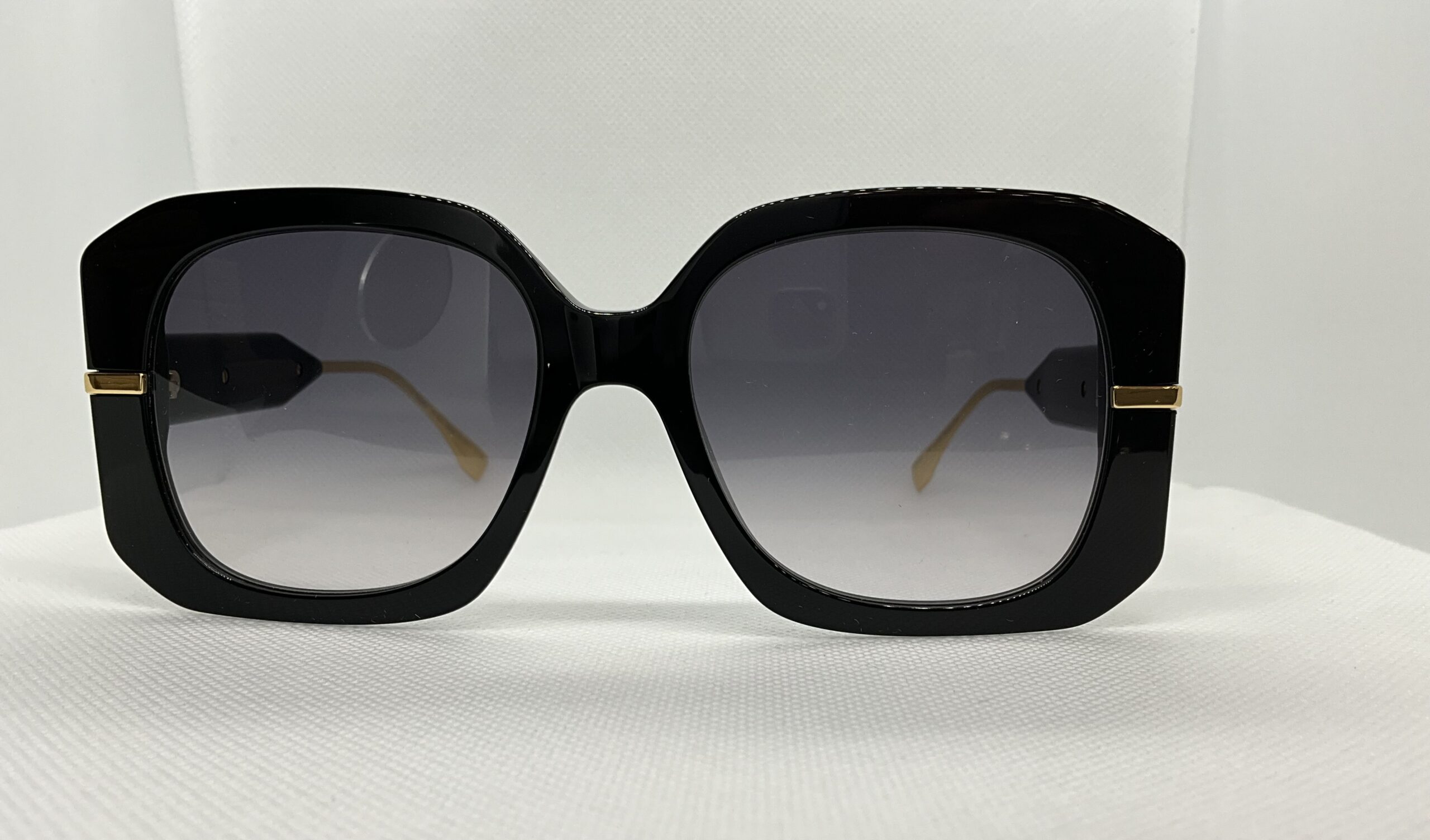 Fendi FE40065I  01B