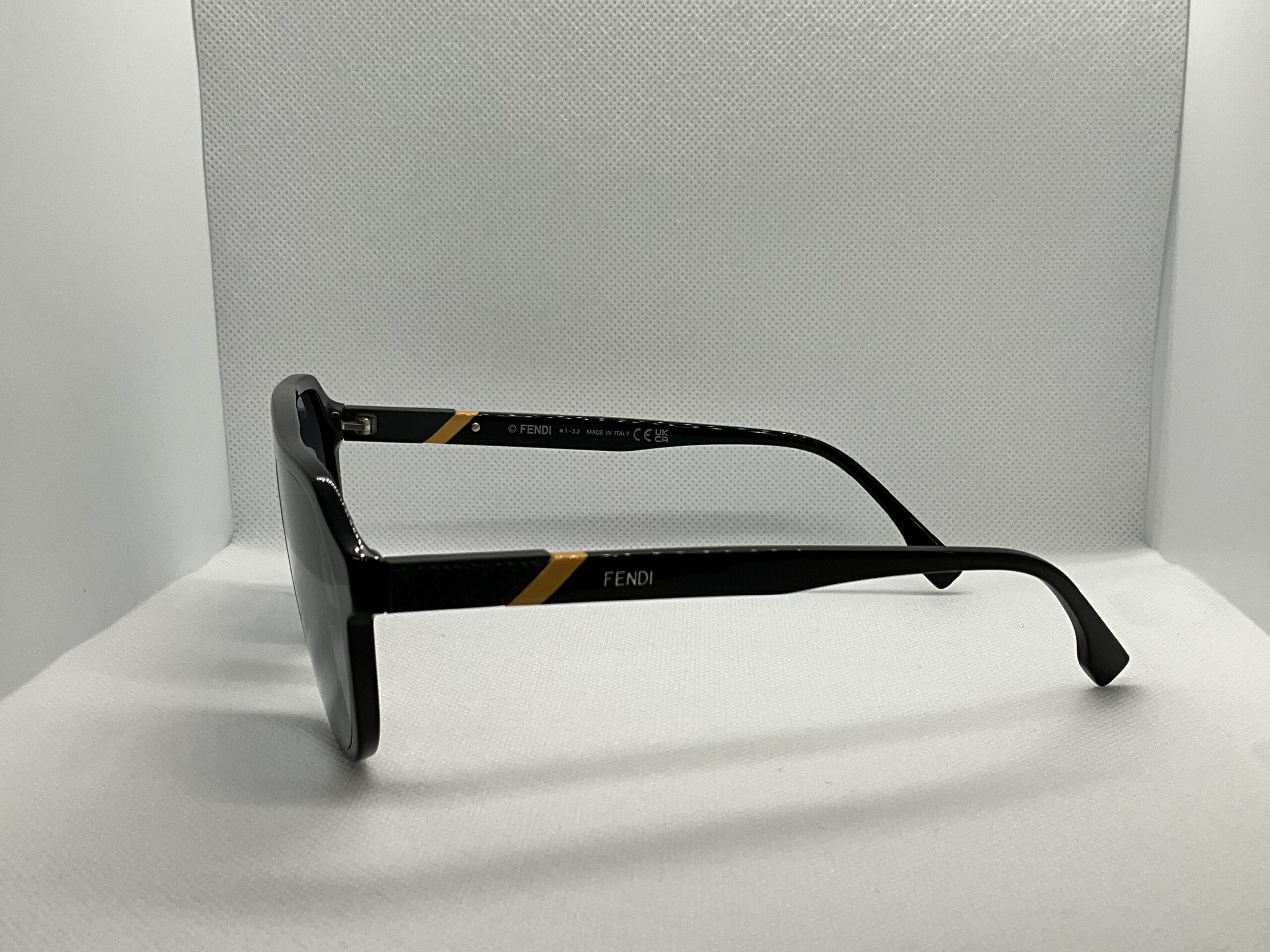 Fendi FE40003U 01B - immagine 2