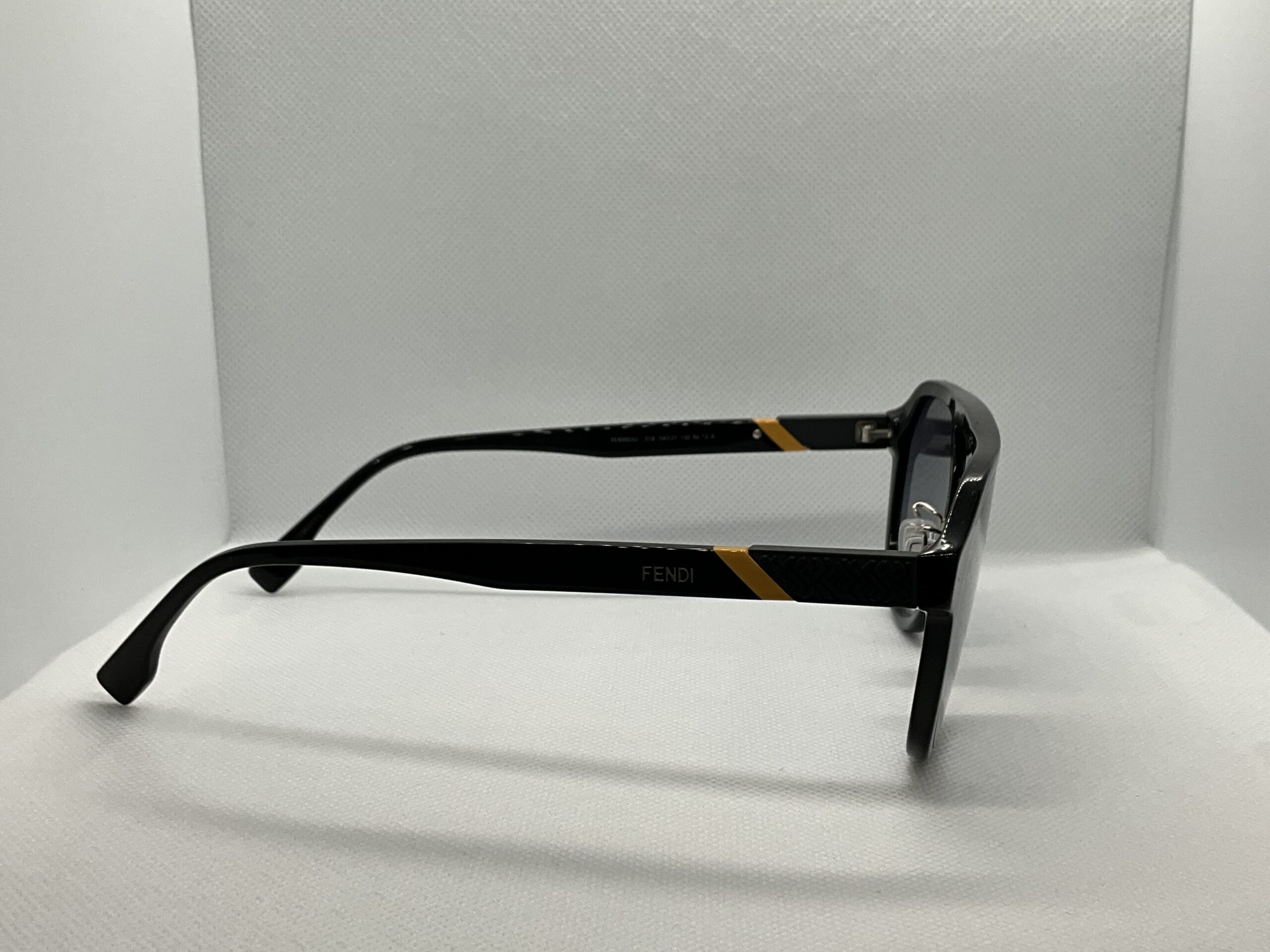 Fendi FE40003U 01B - immagine 3